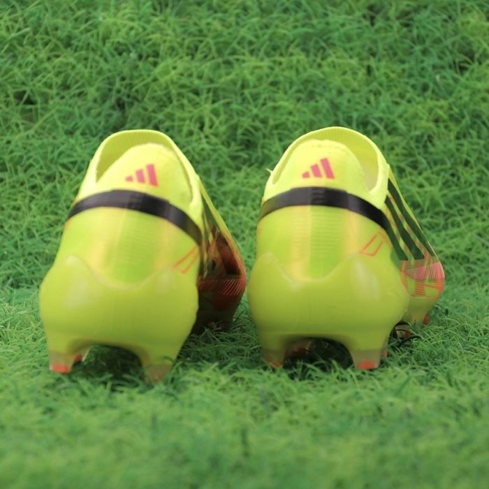 F50 Hyperfast Elite Laceless FG Too Light