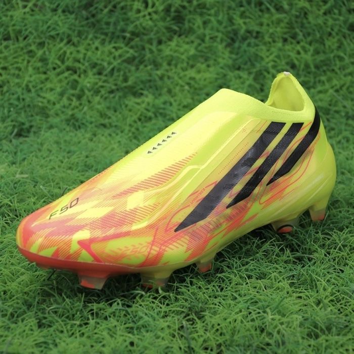 F50 Hyperfast Elite Laceless FG Too Light